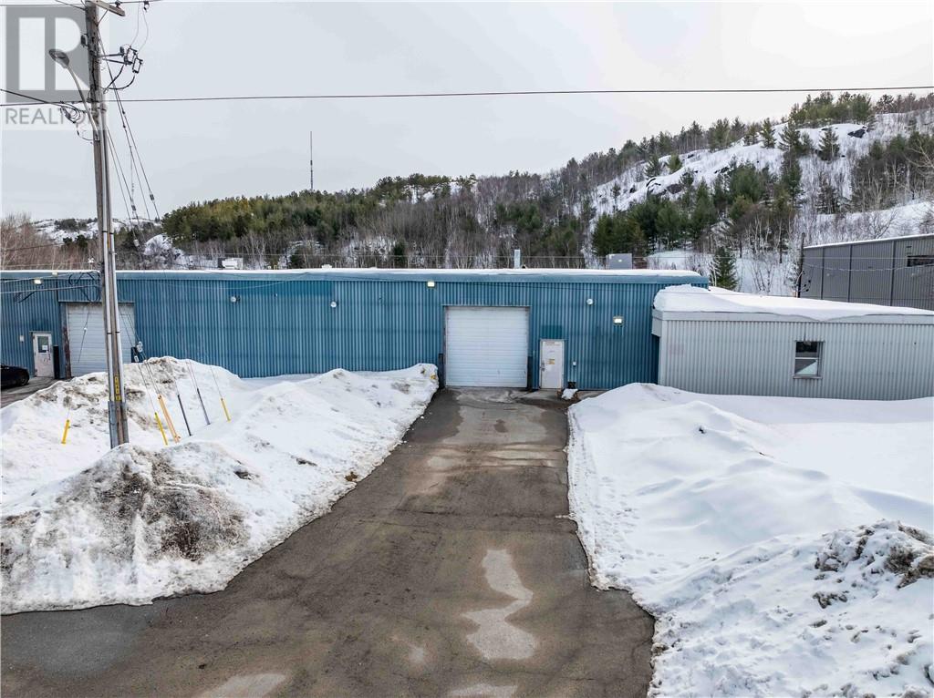 360 Mountain Street Unit# C, Sudbury, Ontario  P3B 2T7 - Photo 2 - 2126968