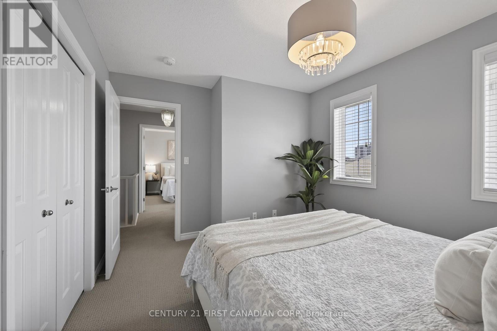 3173 Singleton Avenue, London South (South W), Ontario  N6L 0B8 - Photo 24 - X12942802