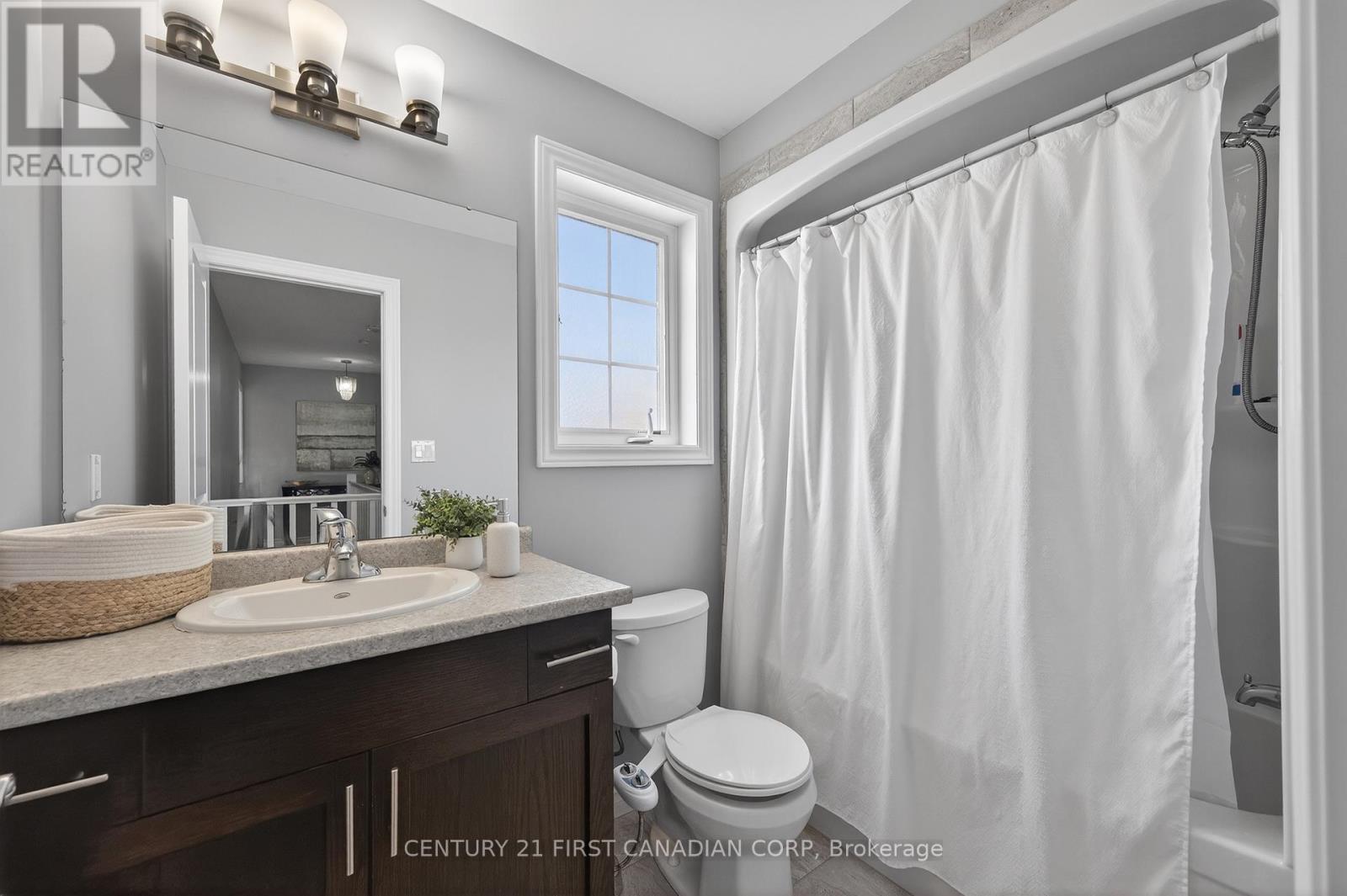 3173 Singleton Avenue, London South (South W), Ontario  N6L 0B8 - Photo 27 - X12942802