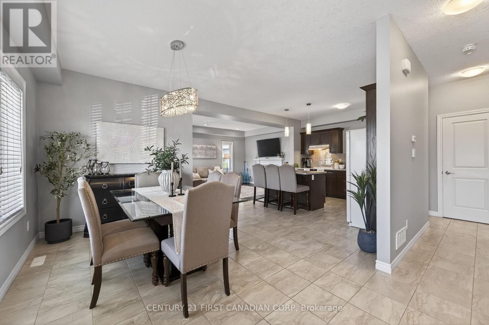 3173 Singleton Avenue, London South (South W), Ontario  N6L 0B8 - Photo 4 - X12942802