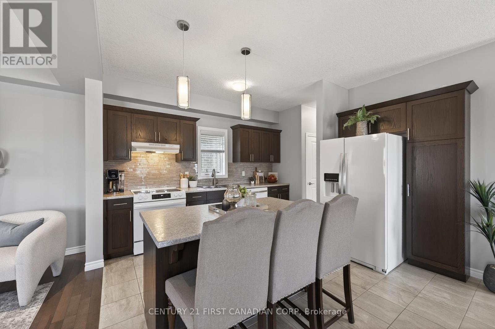 3173 Singleton Avenue, London South (South W), Ontario  N6L 0B8 - Photo 6 - X12942802