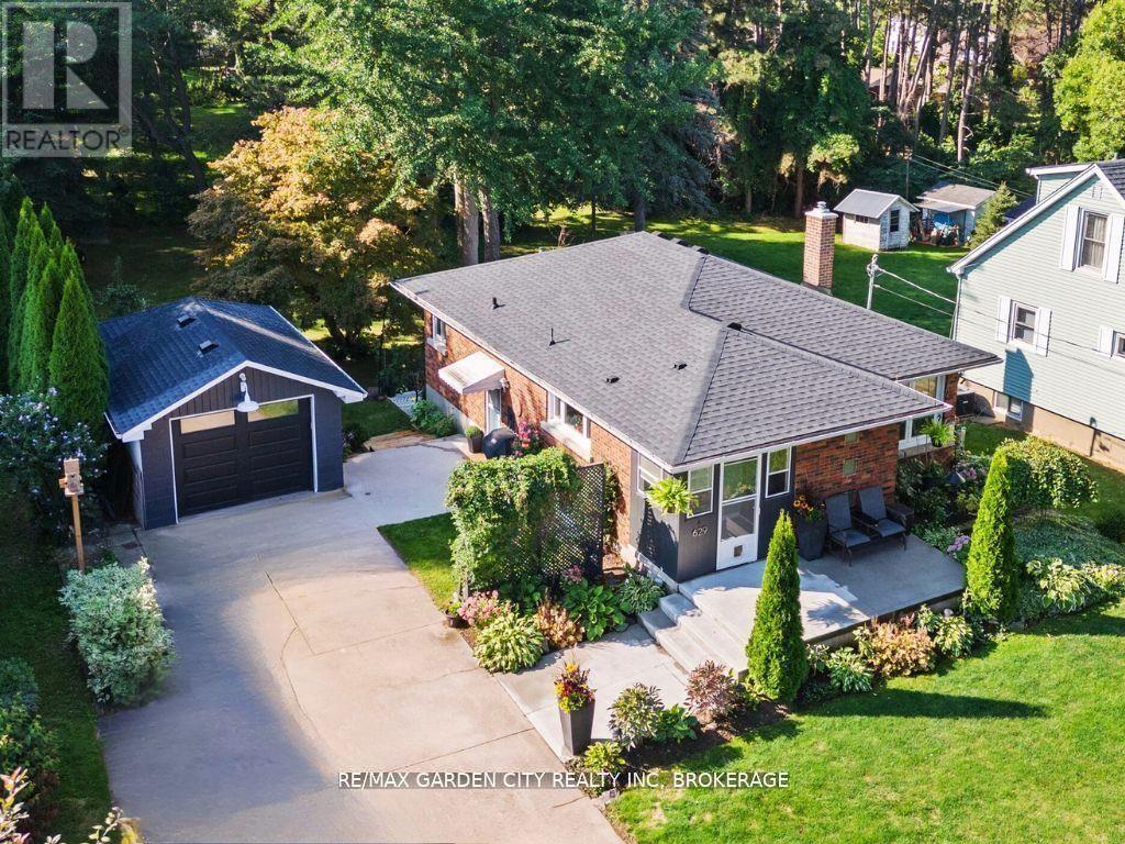 629 Penner Street, Niagara-On-The-Lake, Ontario  L0S 1T0 - Photo 1 - X12938270