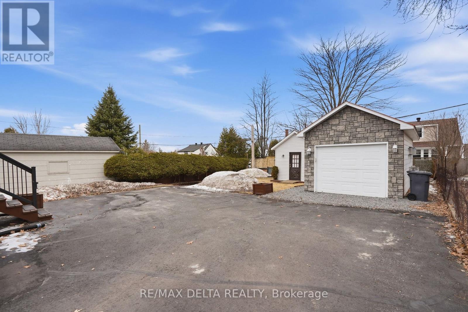 443 Garneau Street, Hawkesbury, Ontario  K6A 1M6 - Photo 3 - X12942740