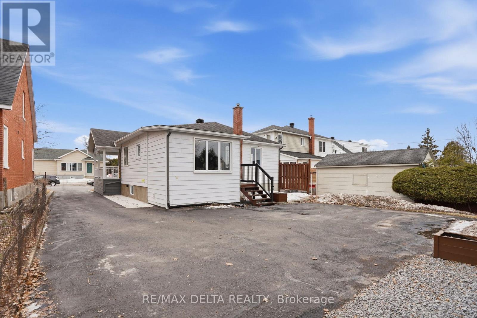 443 Garneau Street, Hawkesbury, Ontario  K6A 1M6 - Photo 4 - X12942740