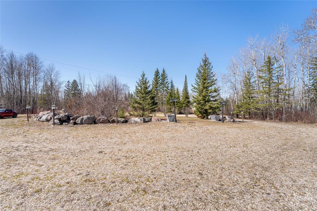 23 Woodland Drive, Alexander Rm, Manitoba  R0E 1A0 - Photo 12 - 202605763