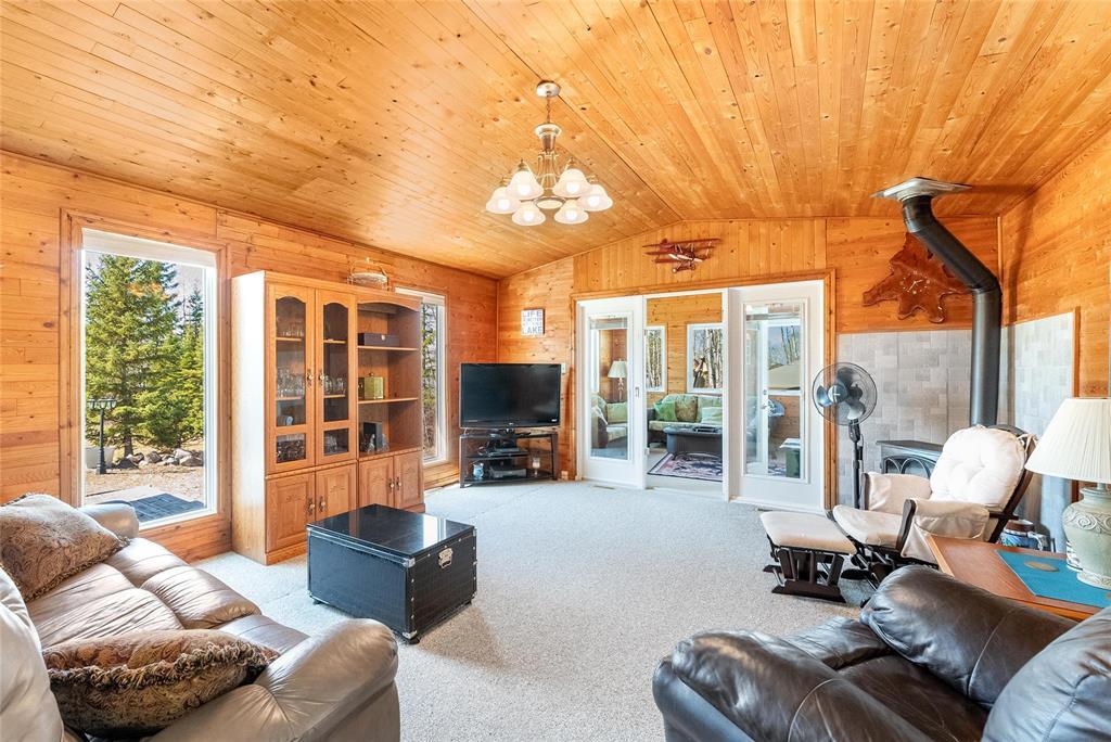 23 Woodland Drive, Alexander Rm, Manitoba  R0E 1A0 - Photo 15 - 202605763