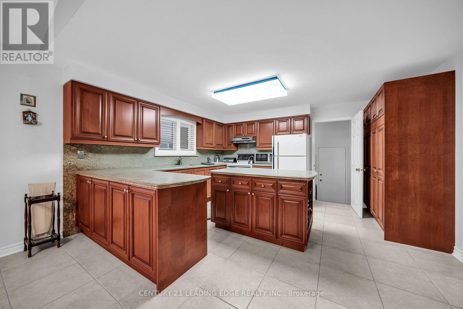 49 Kerrigan Crescent, Markham, Ontario  L3R 7T6 - Photo 22 - N12907616