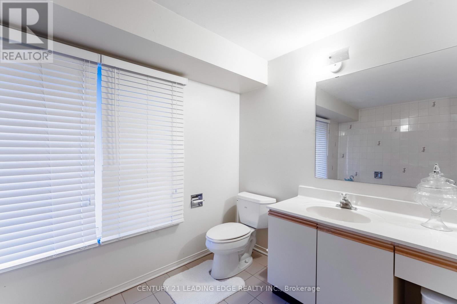 49 Kerrigan Crescent, Markham, Ontario  L3R 7T6 - Photo 36 - N12907616