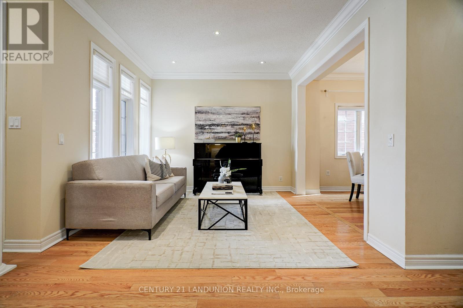 17 Monaco Crescent, Richmond Hill, Ontario  L4S 1X6 - Photo 4 - N12942728