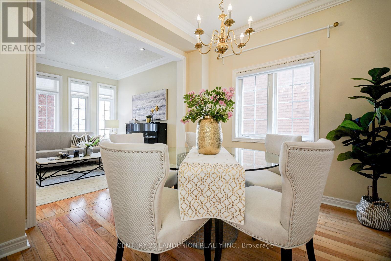 17 Monaco Crescent, Richmond Hill, Ontario  L4S 1X6 - Photo 7 - N12942728