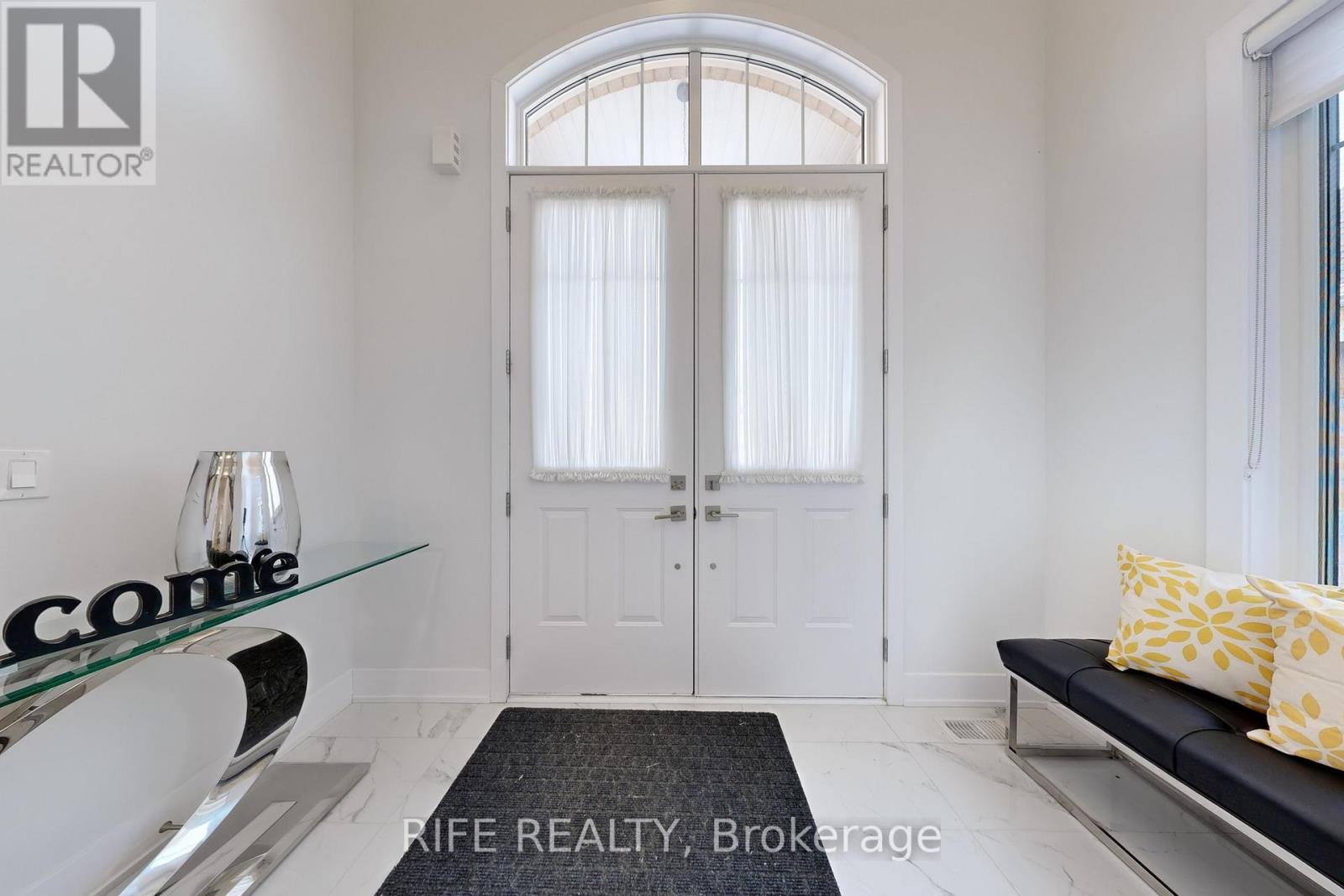 234 Sikura Circle, Aurora, Ontario  L4G 3Y8 - Photo 24 - N12942742