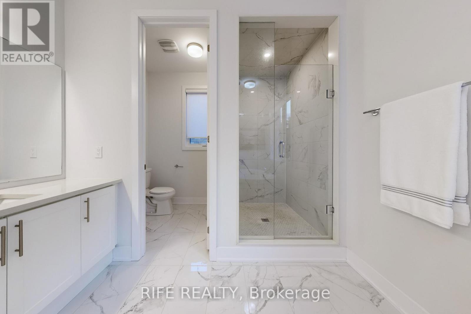 234 Sikura Circle, Aurora, Ontario  L4G 3Y8 - Photo 28 - N12942742