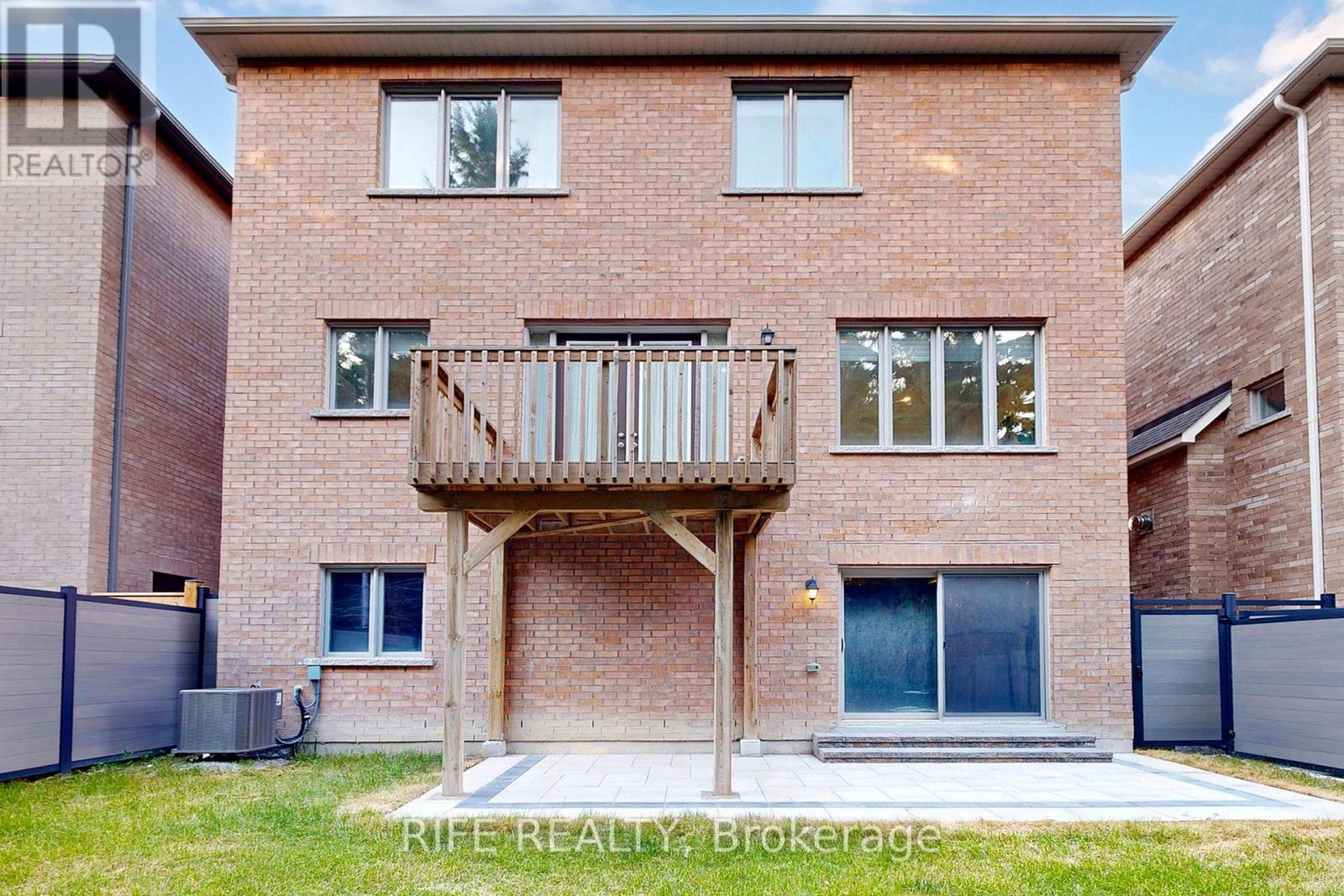 234 Sikura Circle, Aurora, Ontario  L4G 3Y8 - Photo 45 - N12942742