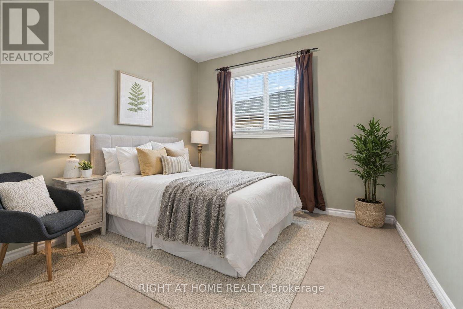 7 Michael Crescent, Barrie, Ontario  L4M 6Y9 - Photo 13 - S12942778