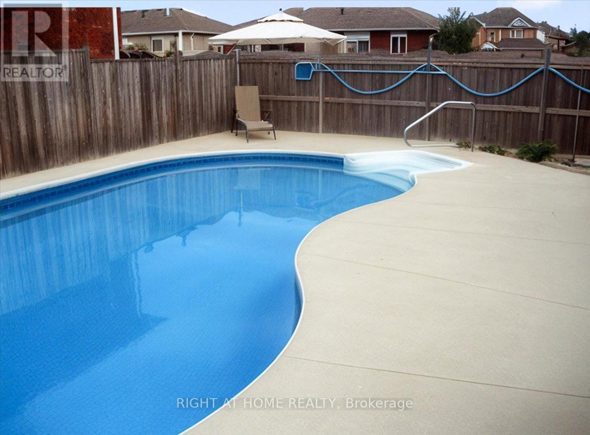 7 Michael Crescent, Barrie, Ontario  L4M 6Y9 - Photo 18 - S12942778