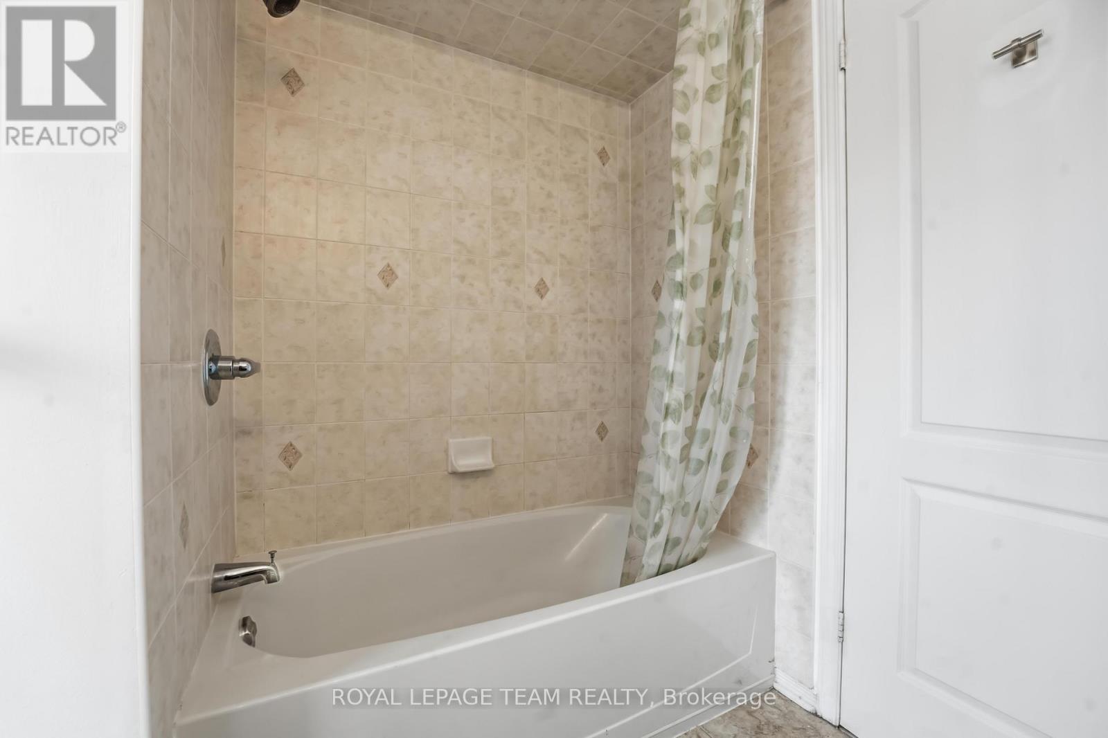 136 Calaveras Avenue, Ottawa, Ontario  K2J 5K4 - Photo 18 - X12942556