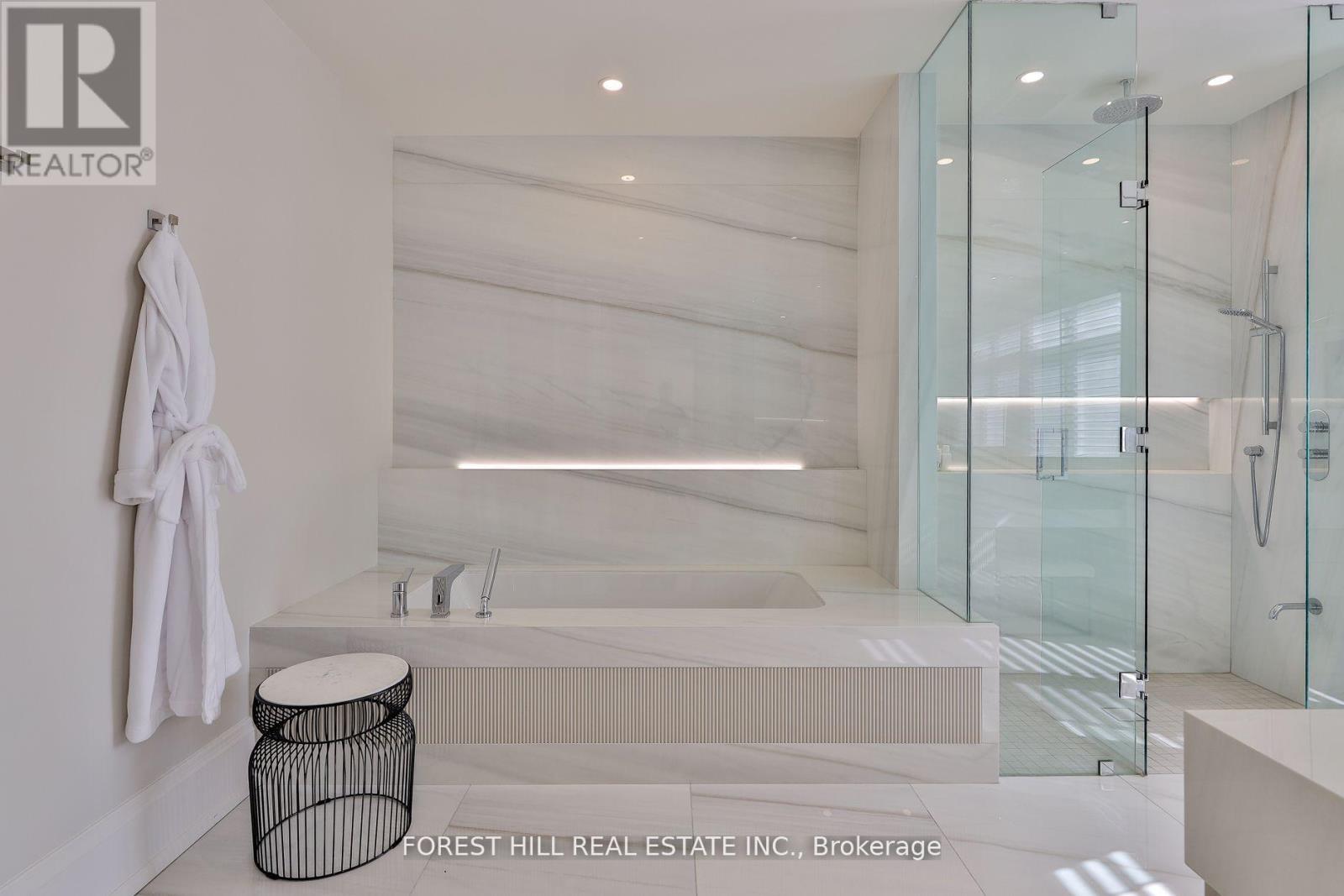 84 Botfield Avenue, Toronto, Ontario  M9B 4E4 - Photo 34 - W12942768