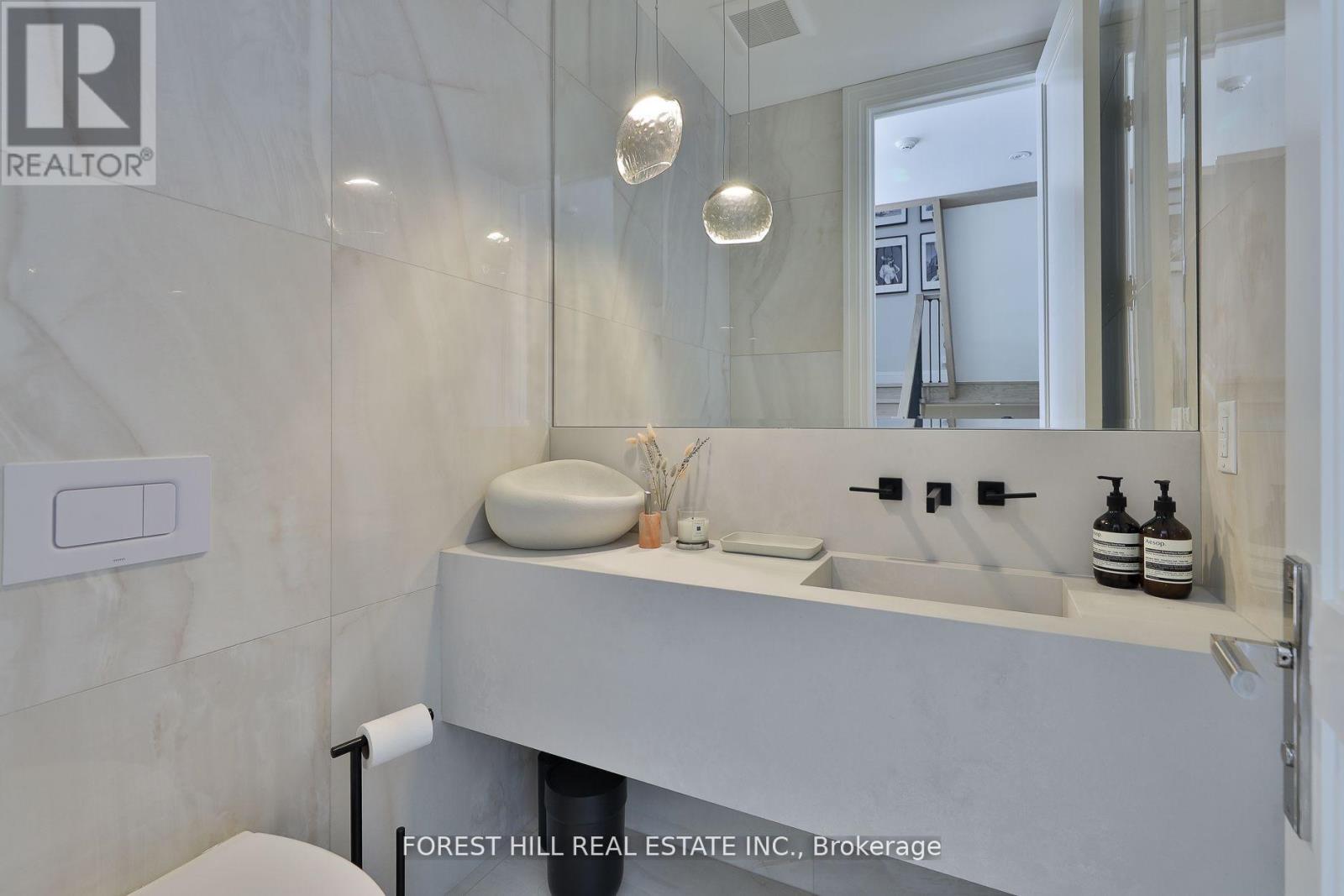 84 Botfield Avenue, Toronto, Ontario  M9B 4E4 - Photo 42 - W12942768