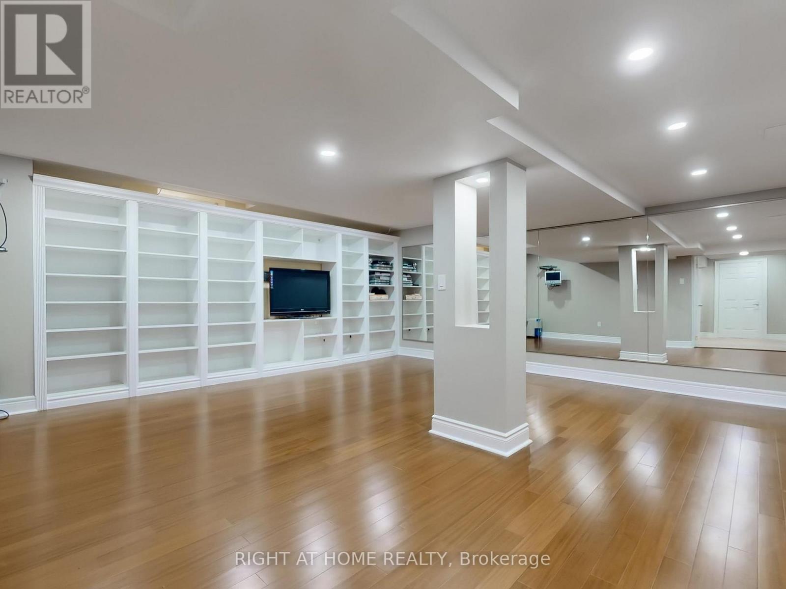 3585 Stonecutter Crescent, Mississauga, Ontario  L5M 7N7 - Photo 41 - W12942770