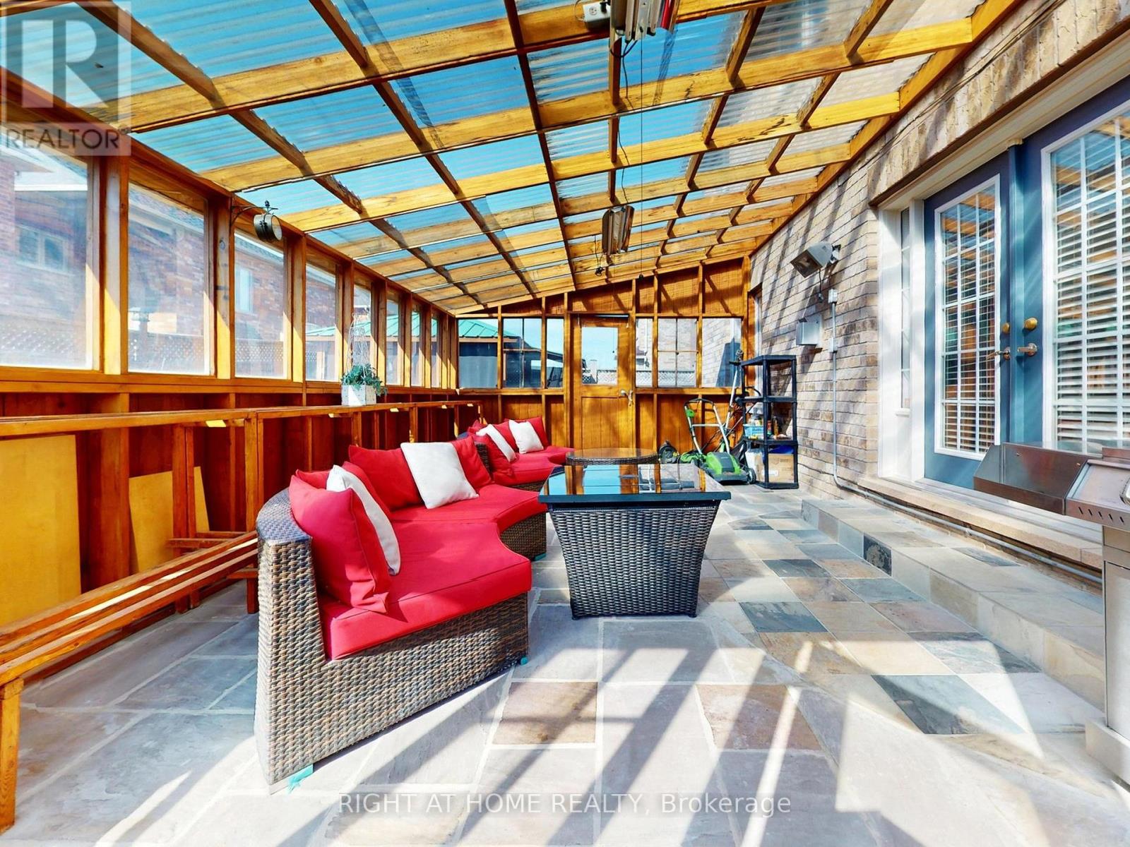 3585 Stonecutter Crescent, Mississauga, Ontario  L5M 7N7 - Photo 48 - W12942770