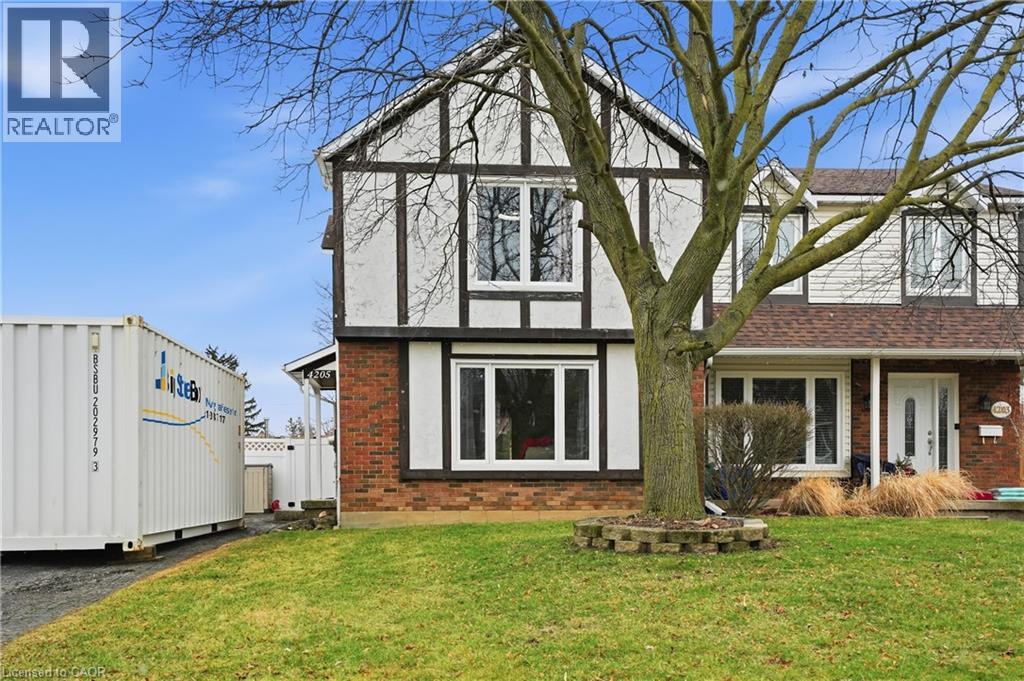 4205 Highland Park Drive, Beamsville, Ontario  L3J 0K3 - Photo 2 - 40815376