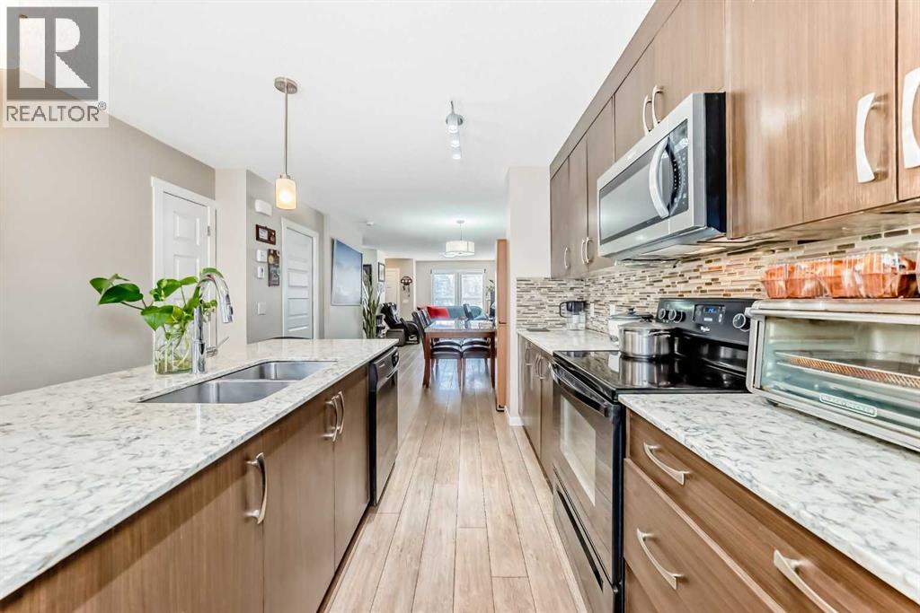 38 Auburn Bay Link SE, Calgary, Alberta  T3M 1S8 - Photo 9 - A2294985