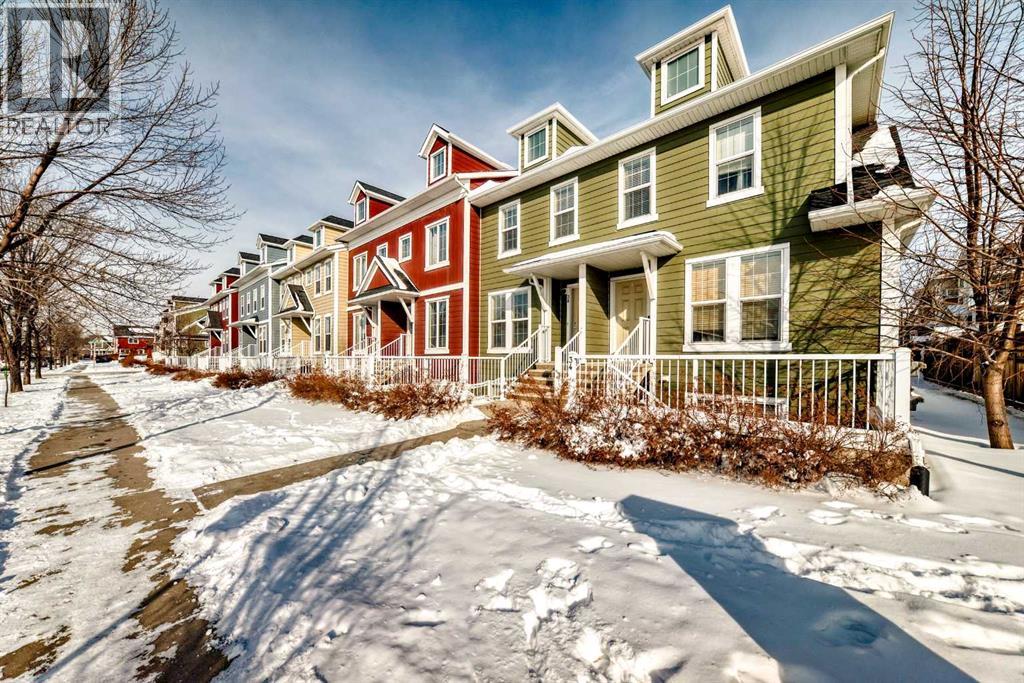 38 Auburn Bay Link SE, Calgary, Alberta  T3M 1S8 - Photo 3 - A2294985