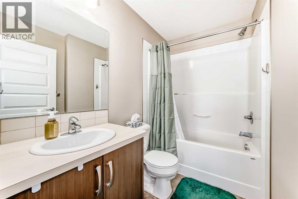 38 Auburn Bay Link SE, Calgary, Alberta  T3M 1S8 - Photo 28 - A2294985