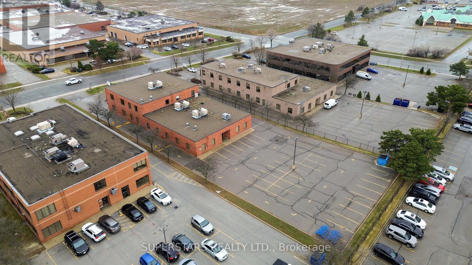 131 Brunel Road, Mississauga, Ontario  L4Z 1X3 - Photo 18 - W12942480