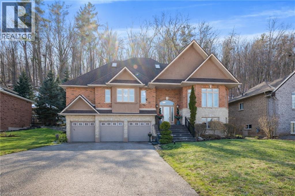 130 Dorchester Drive, Grimsby, Ontario  L3M 1A8 - Photo 1 - 40816709