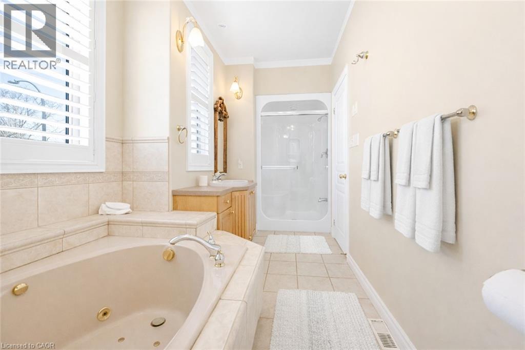 130 Dorchester Drive, Grimsby, Ontario  L3M 1A8 - Photo 18 - 40816709