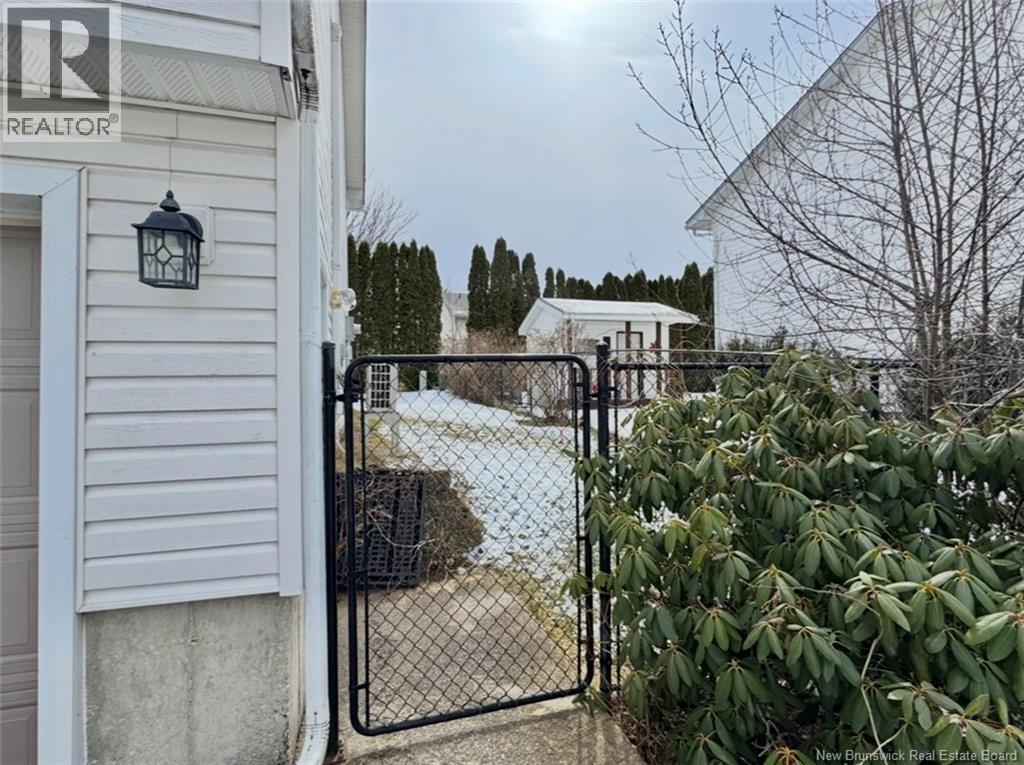 33 Lansdown Avenue, Oromocto, New Brunswick  E2V 4J7 - Photo 43 - NB136007