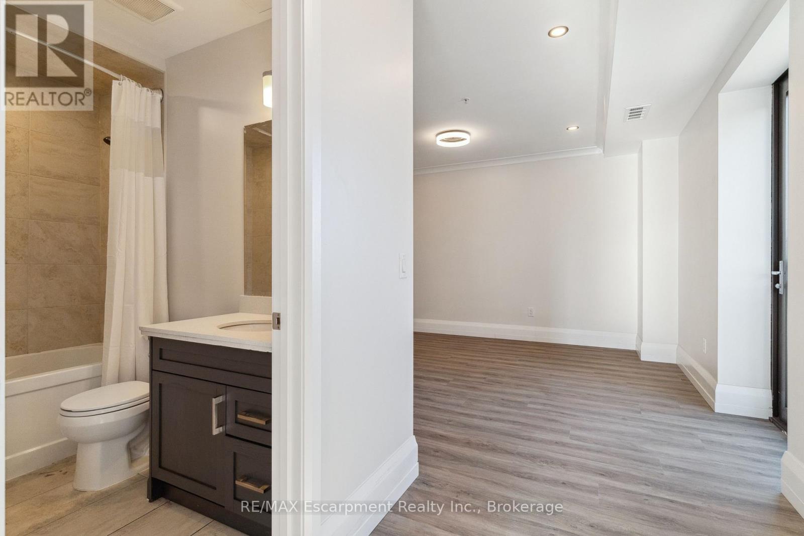 618 - 118 King Street E, Hamilton, Ontario  L8N 0A9 - Photo 16 - X12942850