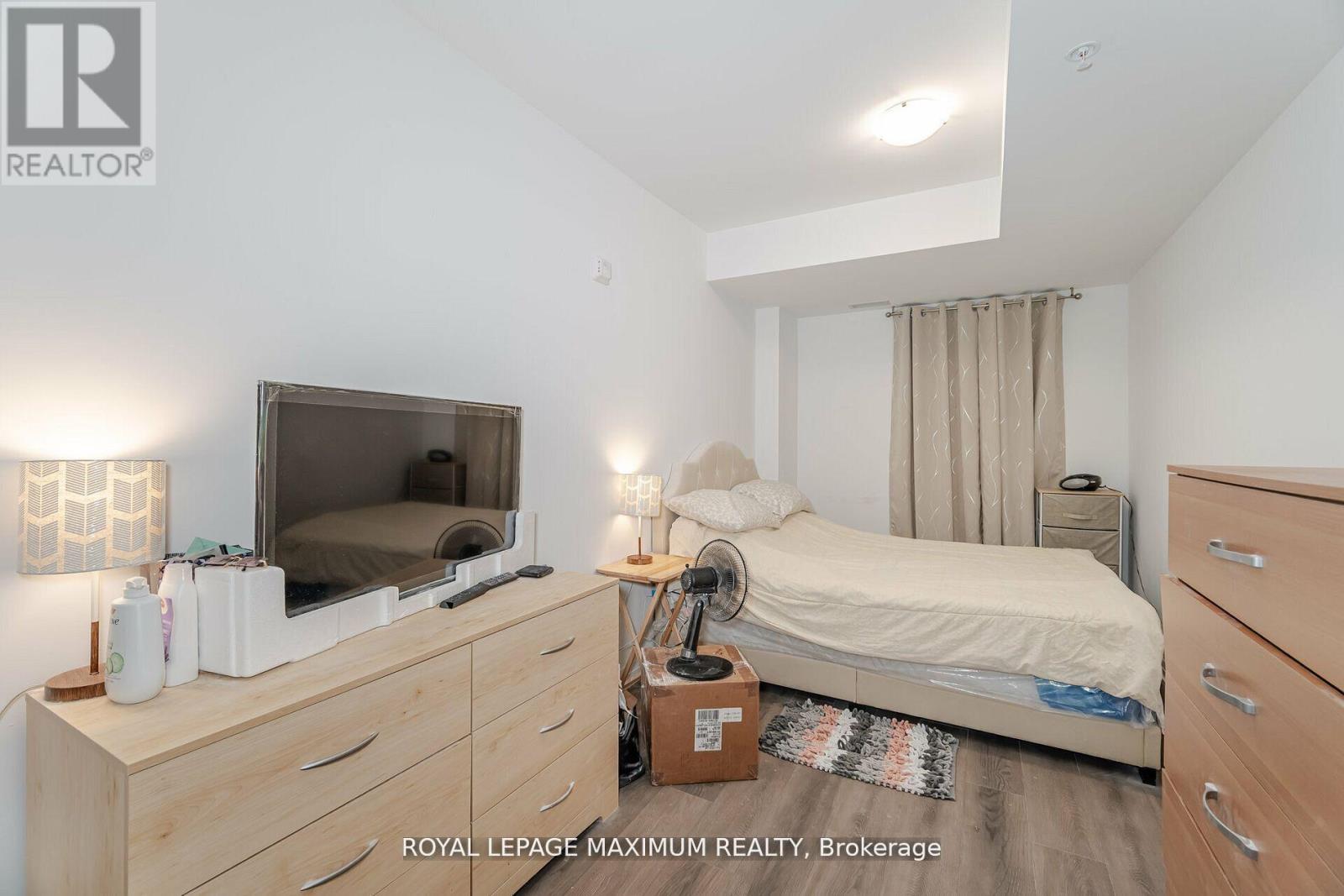 308 - 408 Browns Line, Toronto, Ontario  M9W 3T9 - Photo 16 - W12940662