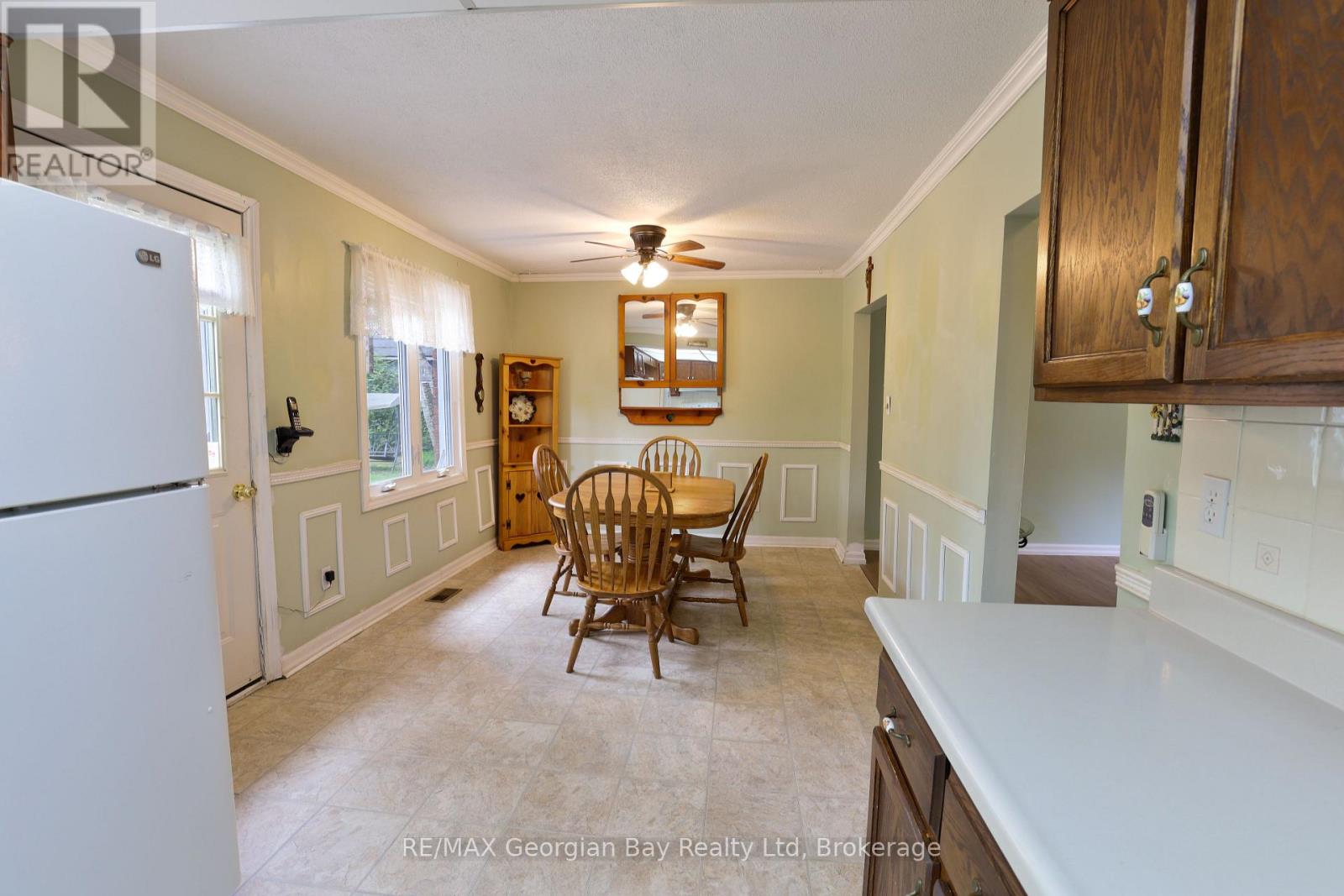 1 Lindale Avenue, Tiny, Ontario  L9M 0J2 - Photo 10 - S12942942