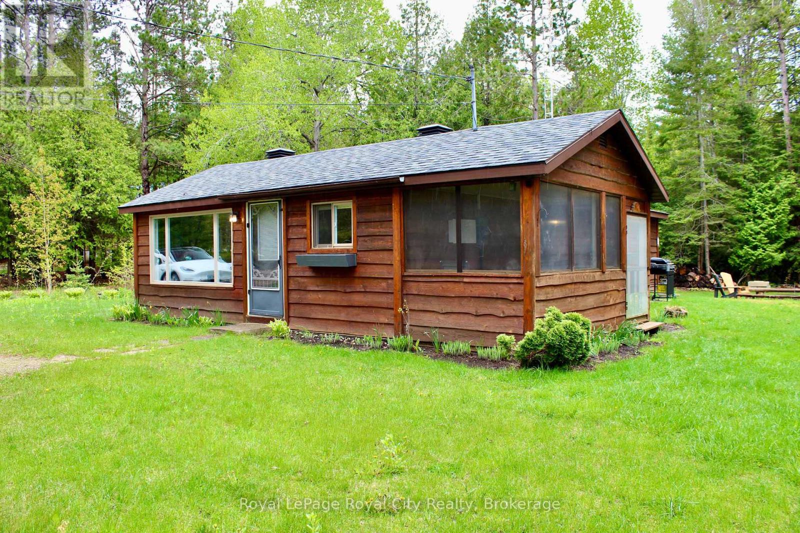 6339 6 Highway, Northern Bruce Peninsula, Ontario  N0H 2R0 - Photo 2 - X12942826