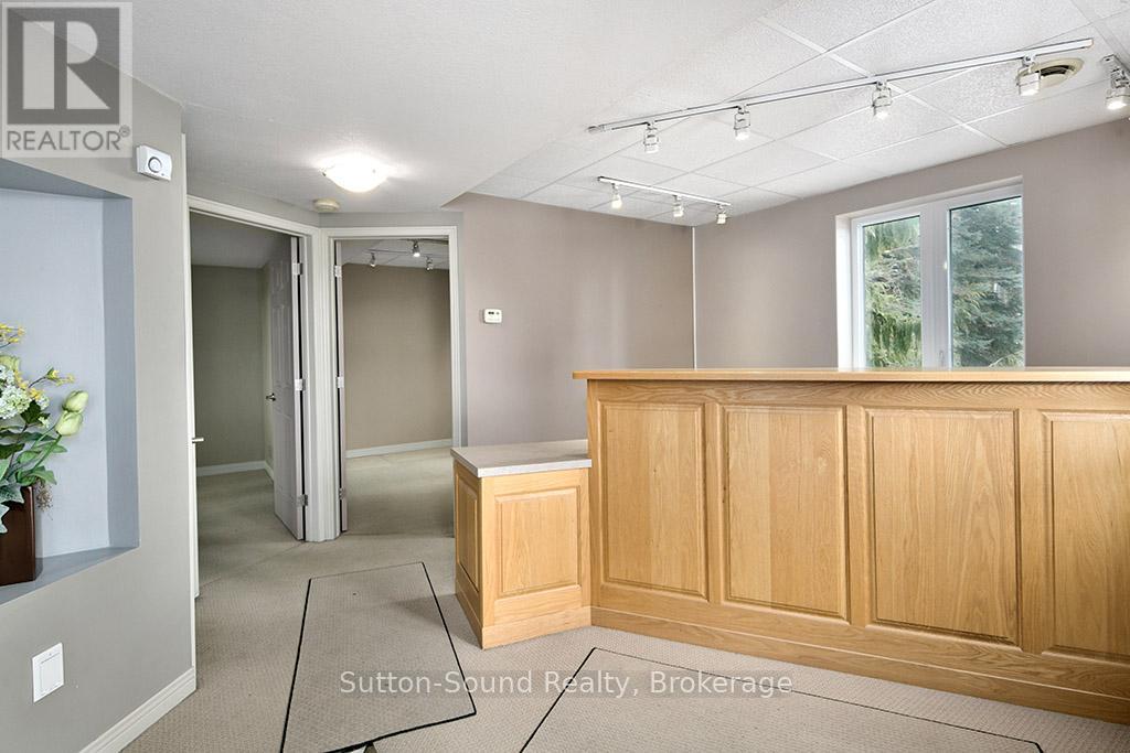 660 Main Street, South Bruce Peninsula, Ontario  N0H 2T0 - Photo 14 - X12942914