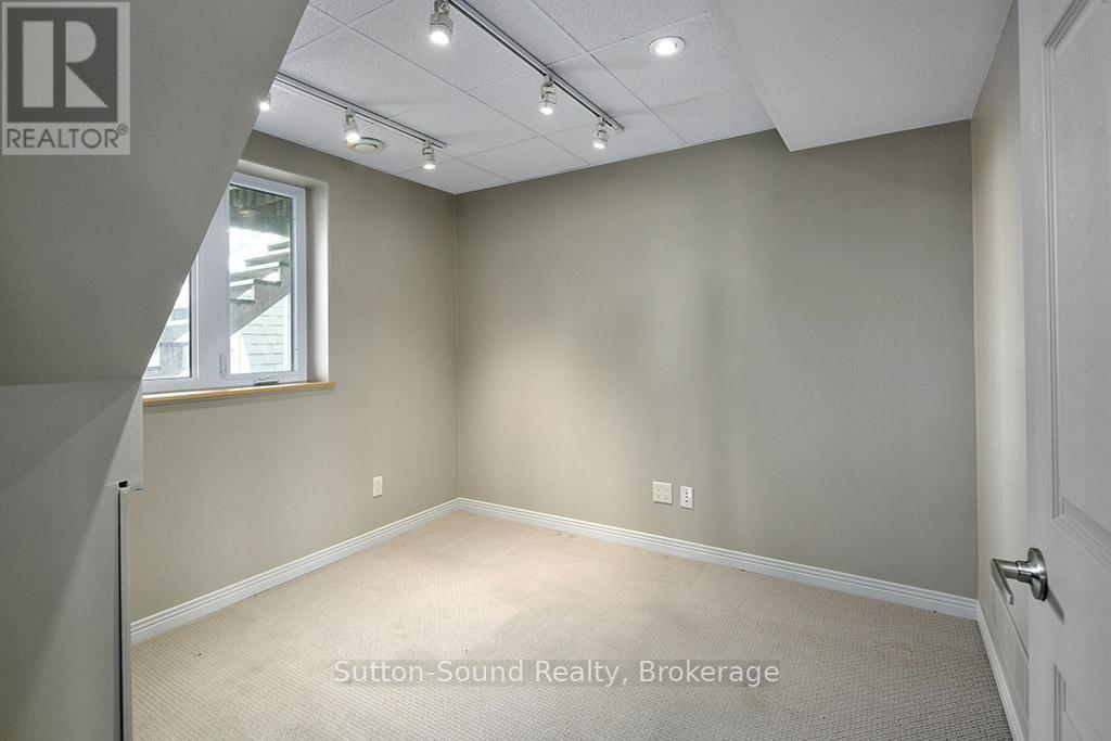 660 Main Street, South Bruce Peninsula, Ontario  N0H 2T0 - Photo 19 - X12942914