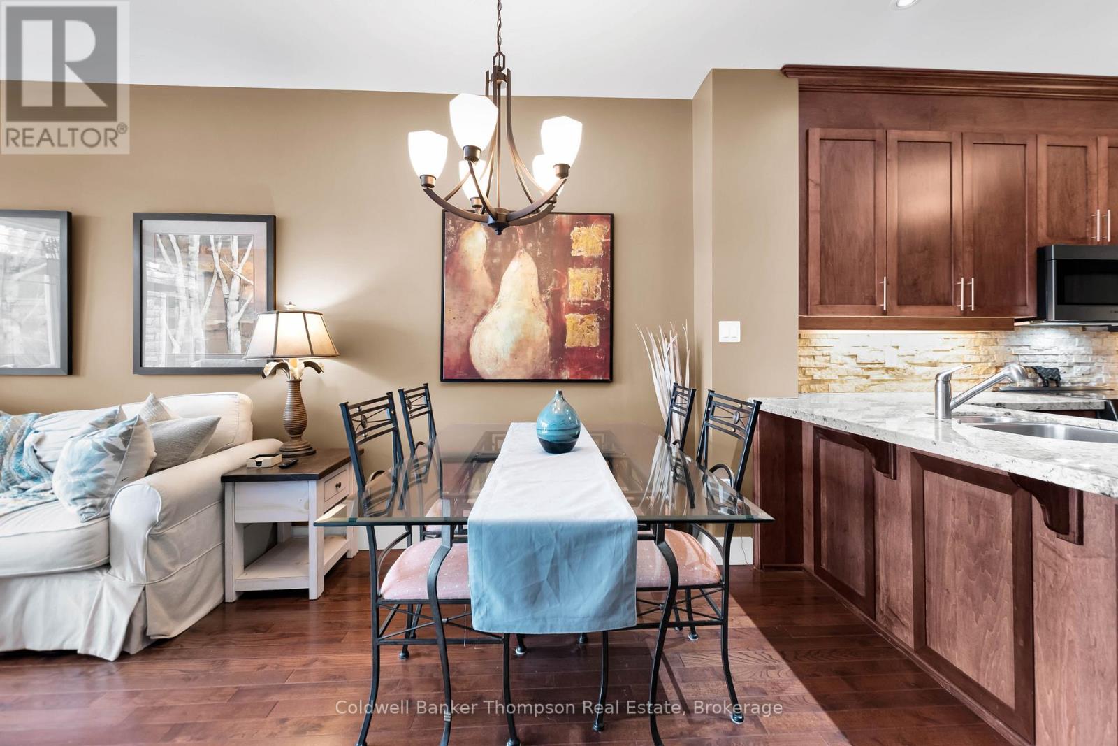 2 - 23 Winona Drive, Huntsville, Ontario  P1H 1L9 - Photo 11 - X12942920