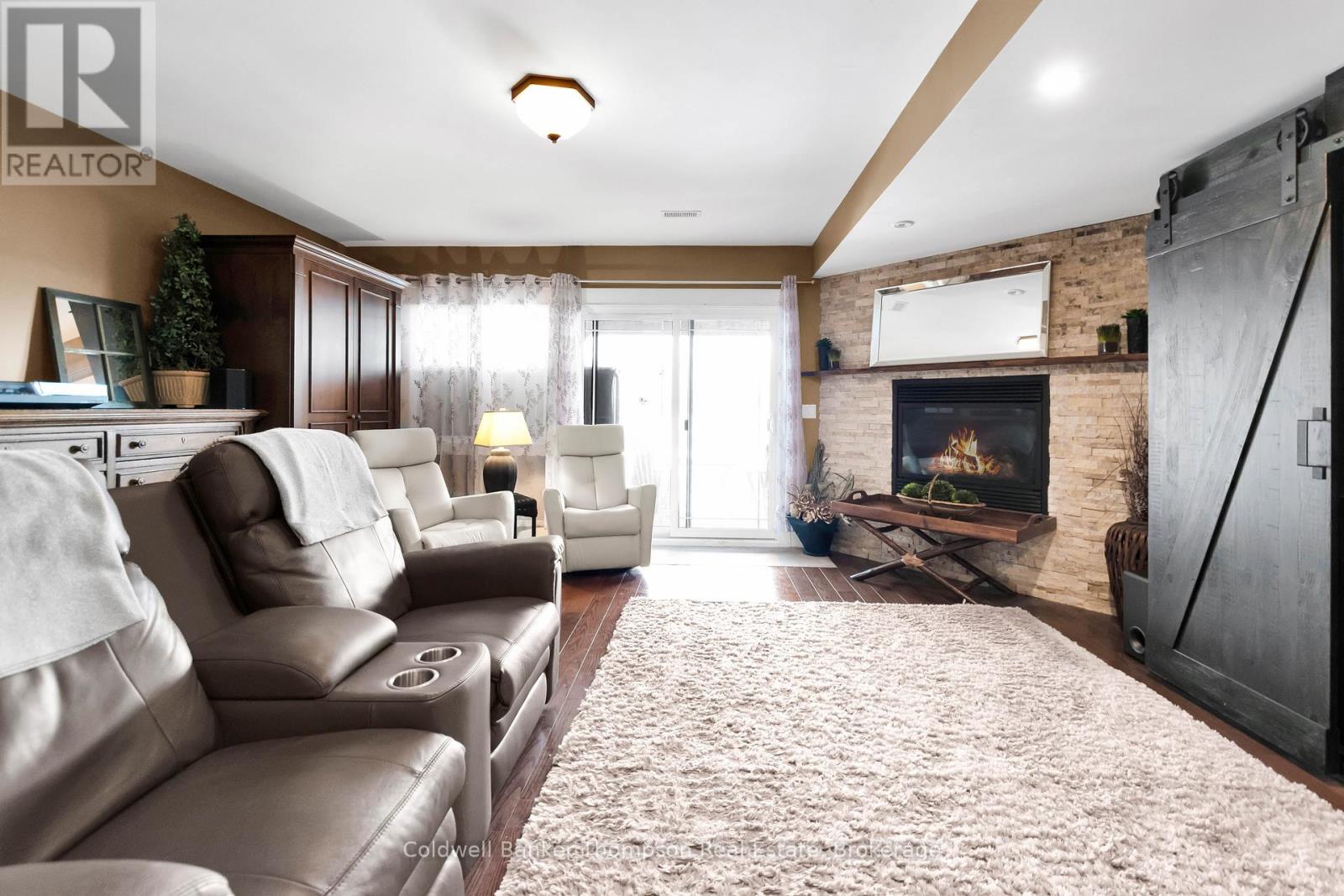 2 - 23 Winona Drive, Huntsville, Ontario  P1H 1L9 - Photo 32 - X12942920