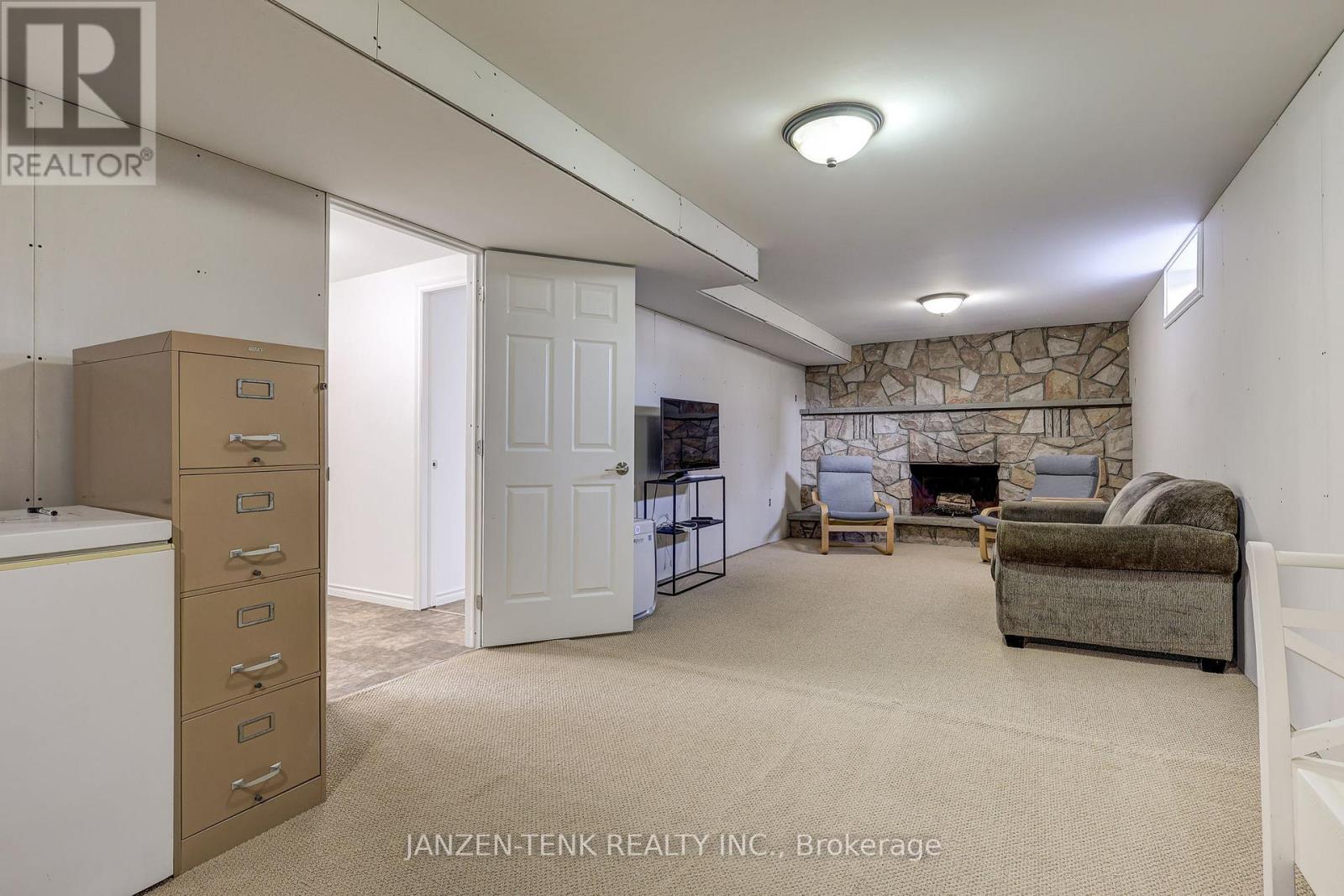 Photo 43 of 46 for 24 Centennial Avenue