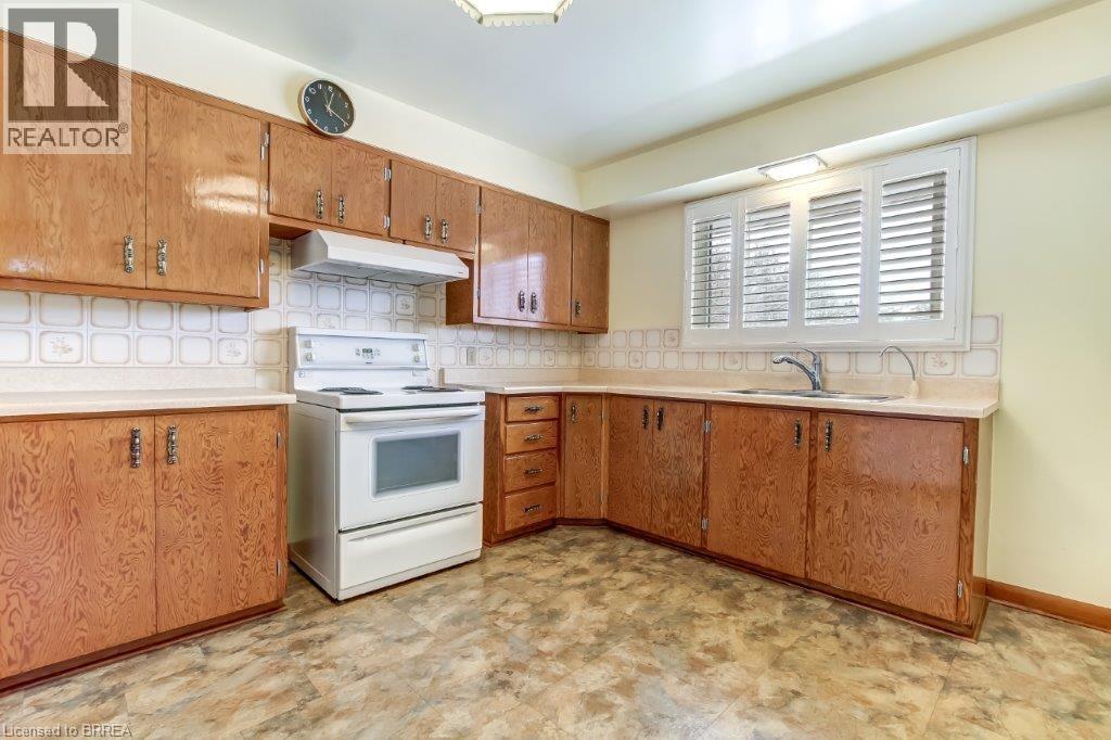 8 Waddington Street, Brantford, Ontario  N3R 2R1 - Photo 14 - 40786974