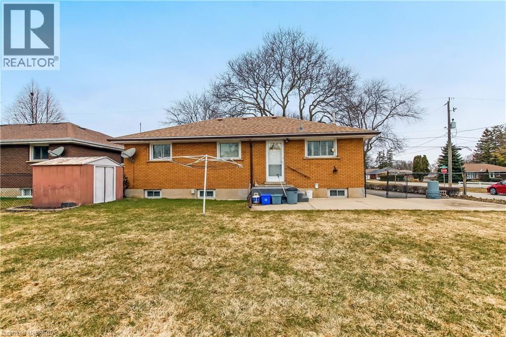 8 Waddington Street, Brantford, Ontario  N3R 2R1 - Photo 23 - 40786974