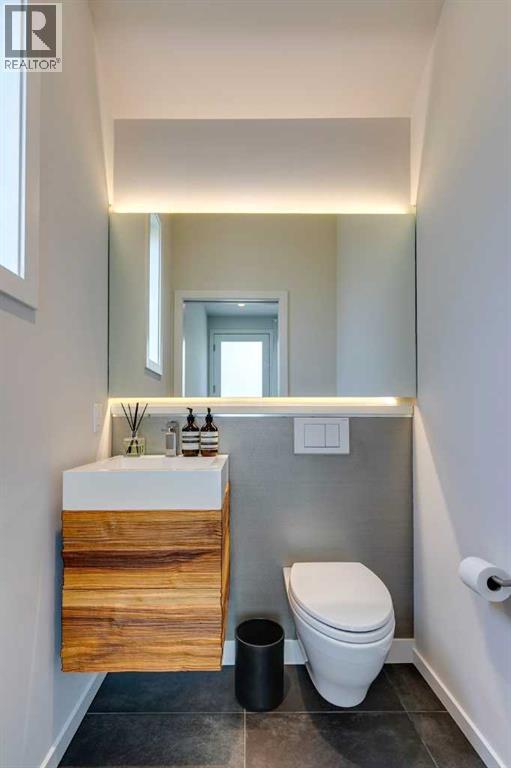 1710 35 Avenue SW, Calgary, Alberta  T2T 2B7 - Photo 7 - A2280856