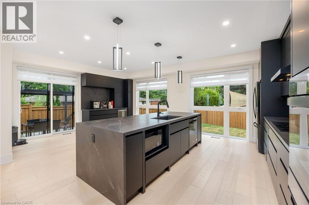 584 Walkers Line, Burlington, Ontario  L7N 2E5 - Photo 15 - 40816769