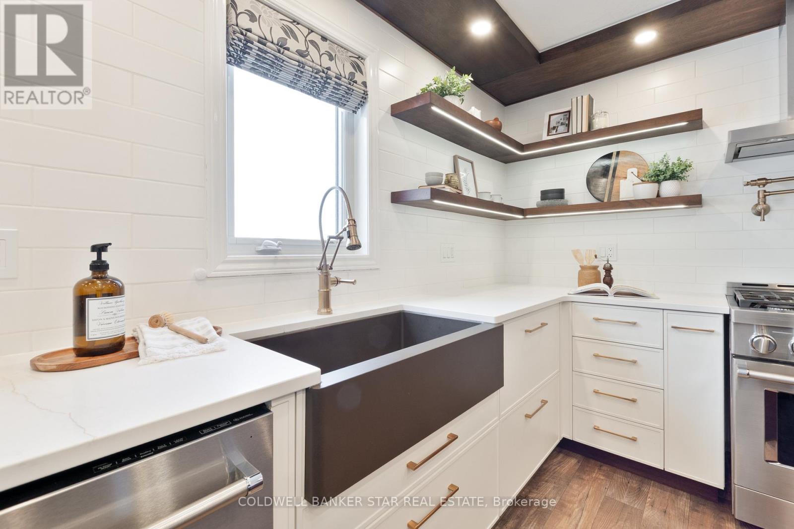 5229 Wales Crescent, Malahide, Ontario  N5H 2R2 - Photo 21 - X12942880