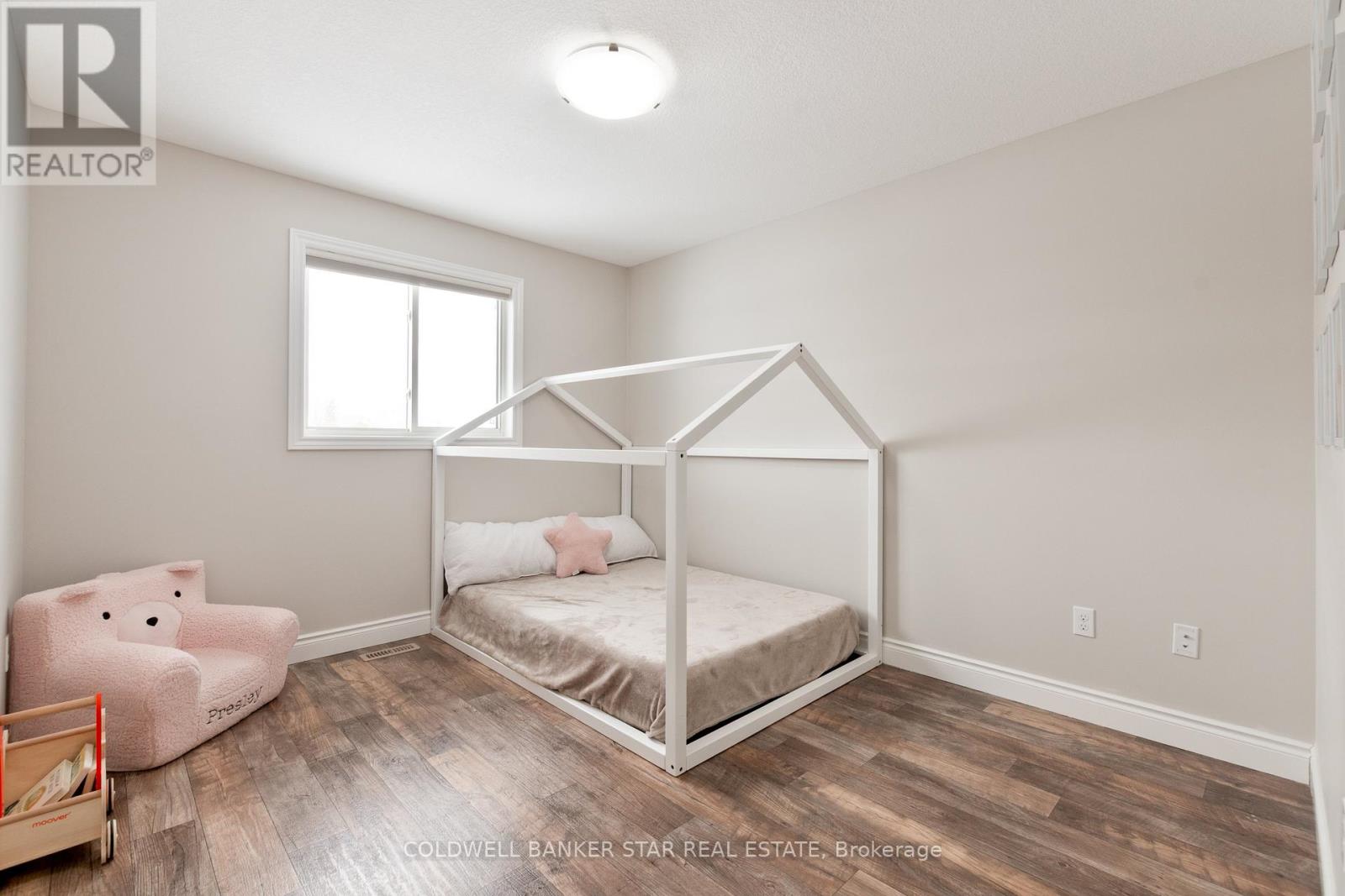 5229 Wales Crescent, Malahide, Ontario  N5H 2R2 - Photo 33 - X12942880