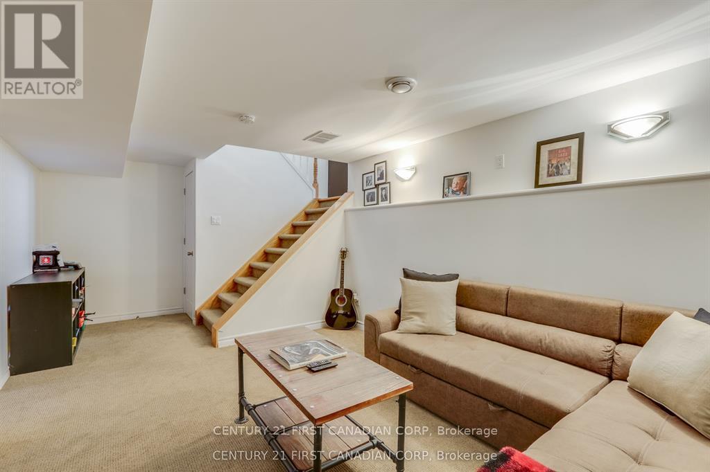 16916 Evelyn Drive, Thames Centre, Ontario  N0M 2P0 - Photo 19 - X12942888