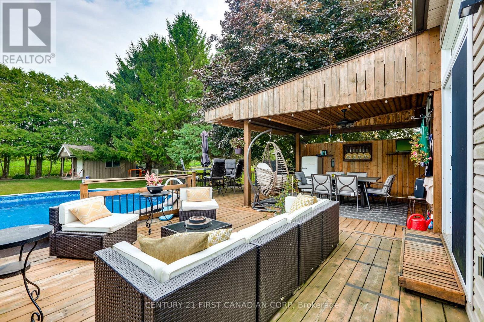 16916 Evelyn Drive, Thames Centre, Ontario  N0M 2P0 - Photo 28 - X12942888