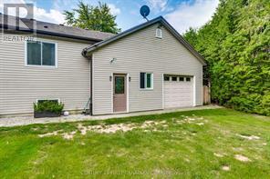 16916 Evelyn Drive, Thames Centre, Ontario  N0M 2P0 - Photo 36 - X12942888